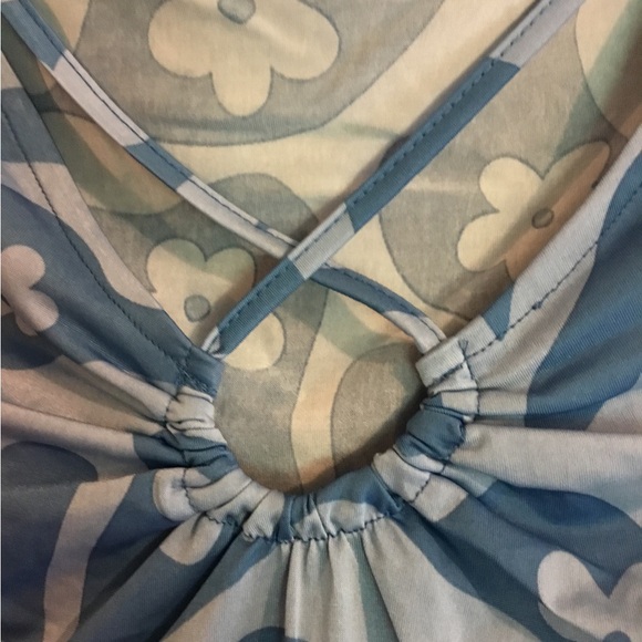 2/$20 Abstract trend knits women’s top - Picture 9 of 11